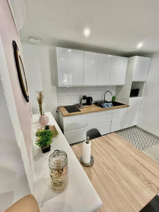 Joli Studio Cozy Tout Equipe Hyper Centre サント エクステリア 写真